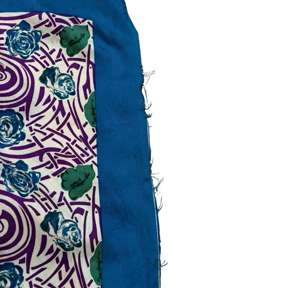 Ladies Vintage Perry‎ Ellis 100% Silk Blue and Purple Floral Scarf